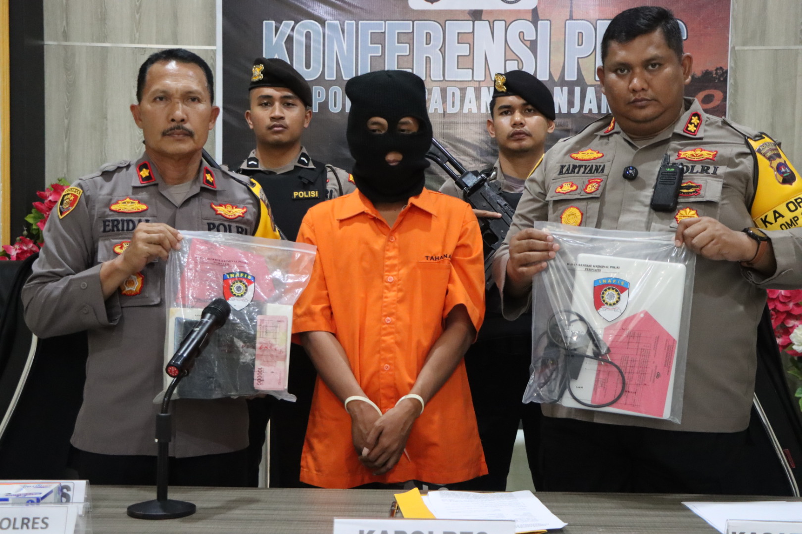 Polres Padang Panjang Ungkap Kasus Pencurian di Toko Perhiasan, Modus Pelaku Pantau Korban Lewat Media Sosial