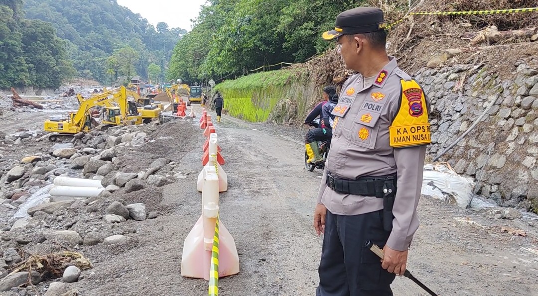 Kapolres Beri Himbauan: Uji Coba Jalur Khusus Motor Sicincin-Lembah Anai Besok di Mulai ” Bisa Tutup Tiba-Tiba Karena Cuaca!