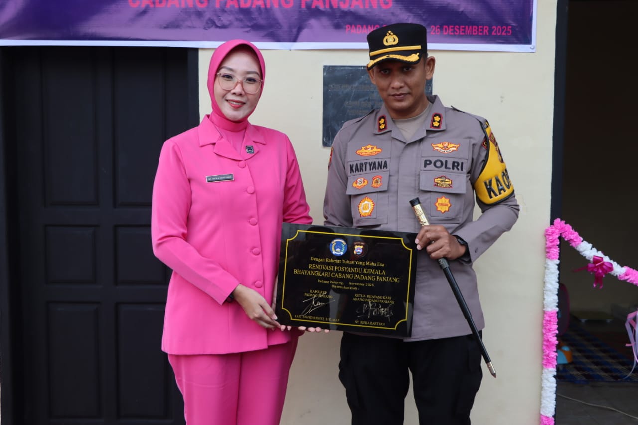 Kapolres Padang Panjang Pimpin Peresmian Renovasi Posyandu Kemala X-22 Bhayangkari